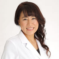 八田真理子先生